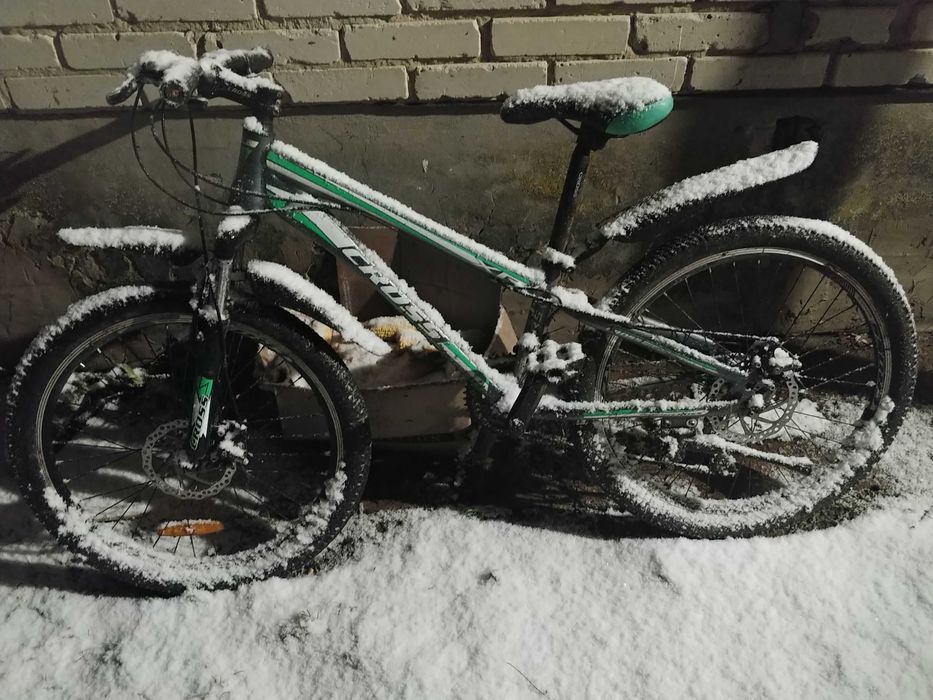 Велосипед CROSS RASER на 24 дисках