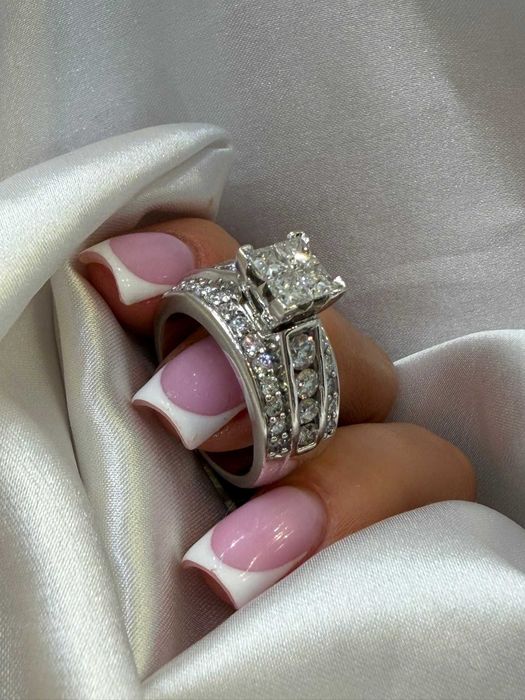 Pierścionek z diamentami naturalnymi 2.50 CT