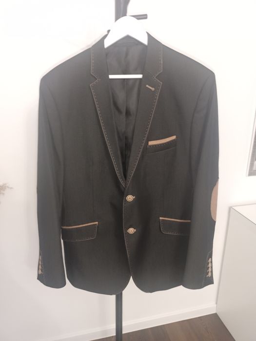 Sprzedam garnitur męski