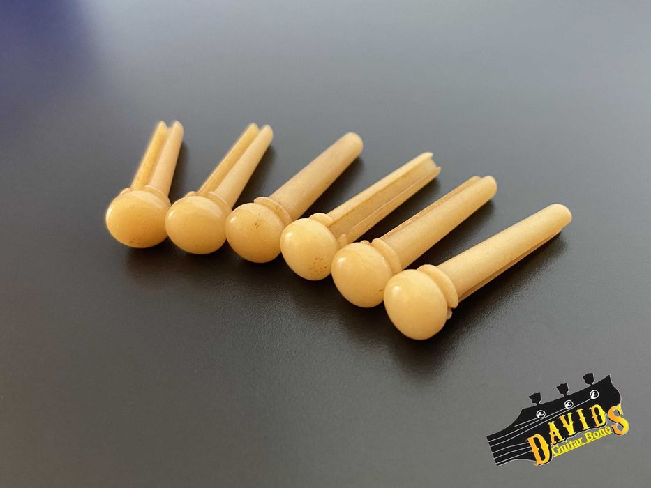 Pins em osso de camelo envelhecido Guitarra Folk