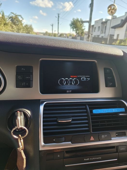 Продається audi q7