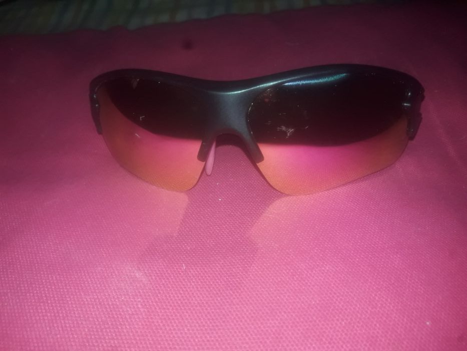 Oculos sol preto rosa