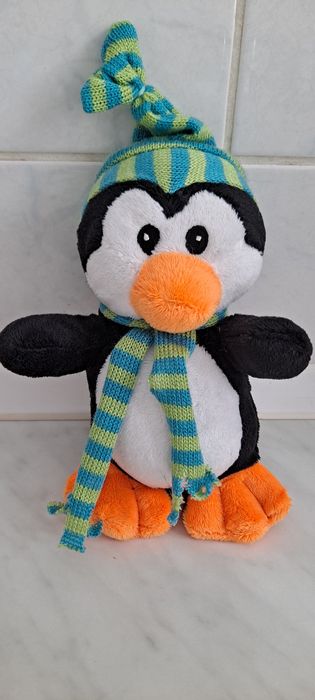 Maskotka pingwin nowa