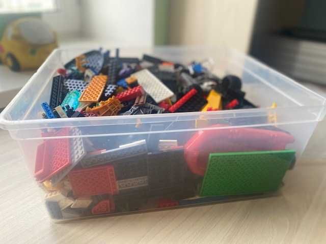 LEGO продается  целый бокс