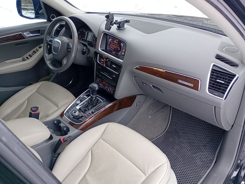 Audi Q5 quattro 2011года