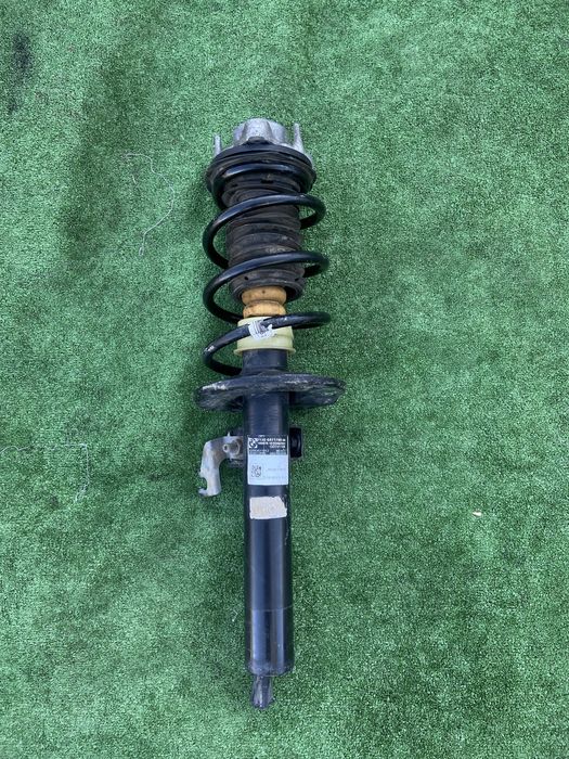 Стойка права передня пружина опорний бмв г01 bmw g01