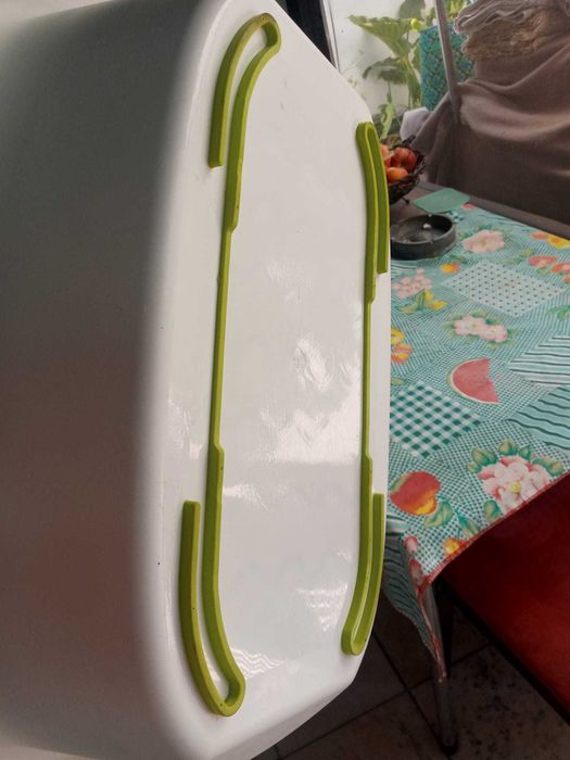 Banheira de bebé antiderrapante