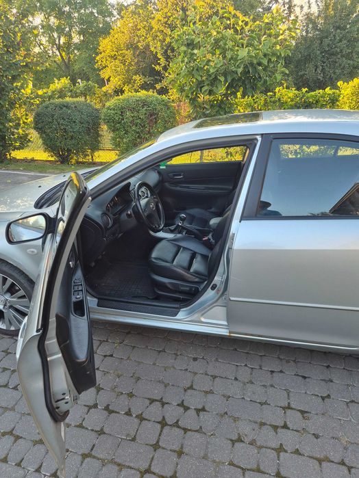 Samochód osobowy Mazda 6