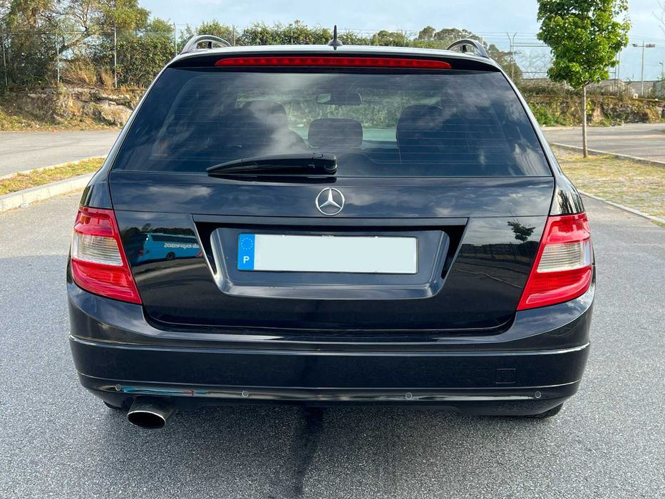 Mercedes-Benz C220 CDI Automática