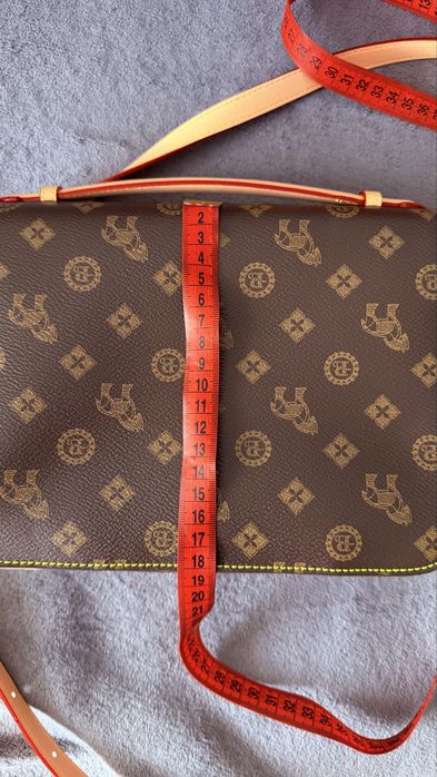 Жіноча сумка через плече monogram style