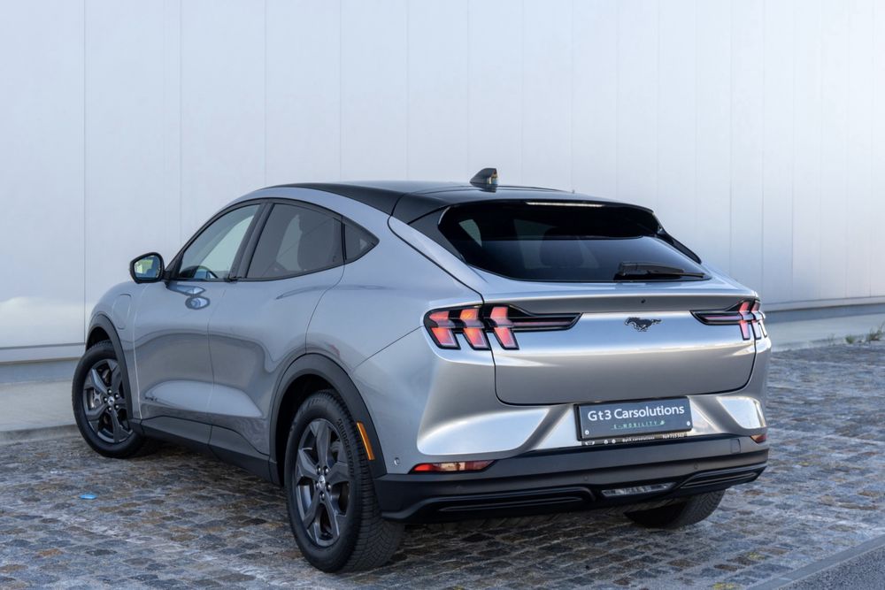 Ford Mustang Mach-E 75.7 kWh Premium AWD