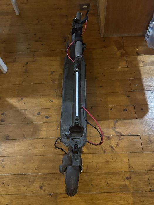 Trotinete  navee v401 pro