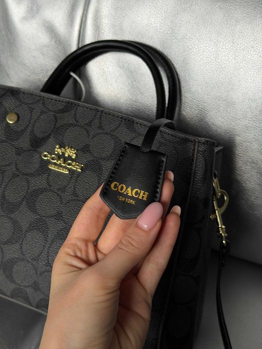 Сумка жіноча Coach через плече коричневий, чорний, бежевий