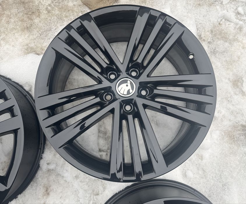 Skoda R18 диски оригінальні
