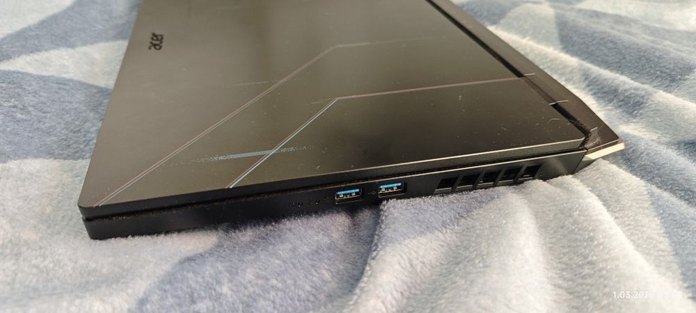 laptop Acer Nitro 5 i7 12 gen RTX 4050 6 GB 32GB RAM DDR5 1.5 TB SSD