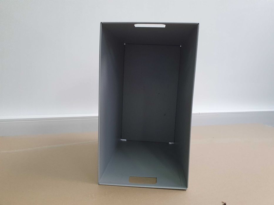 Caixote de lixo em metal (30x30x18 cm)