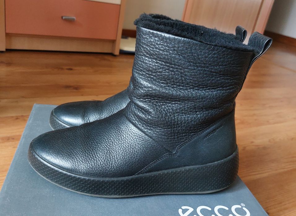Чорні черевики ECCO  ukiuk 2.0, р.39. Стан ідеальний.