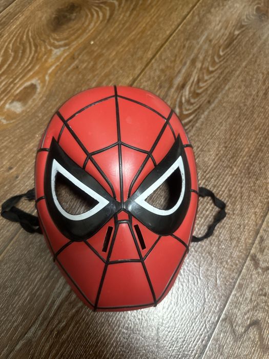 Маска spider men , людина павук
