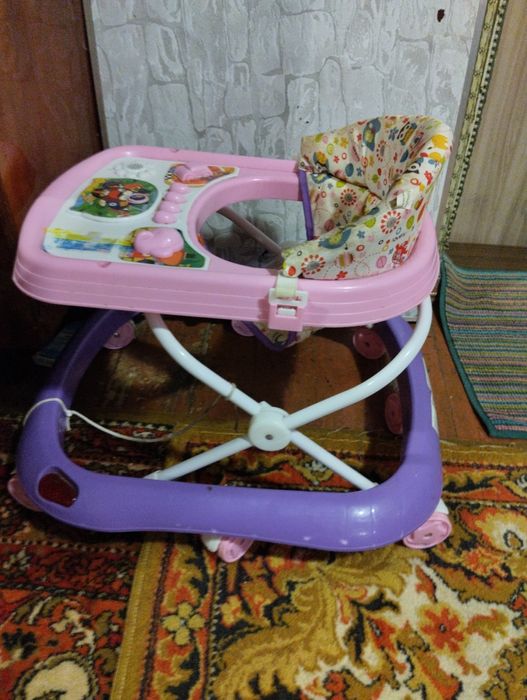 Ходунки для дітей