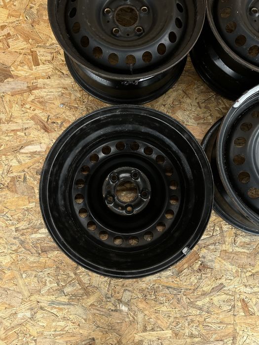 Диски5/114.3 R16 ET40 ЦО(діа)66.1  титани диски