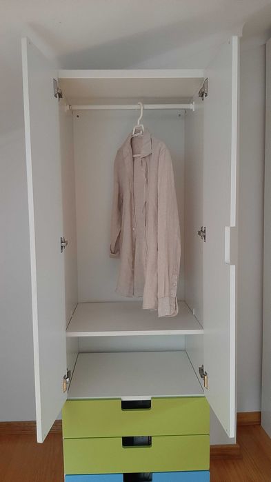 Roupeiro IKEA Smastad