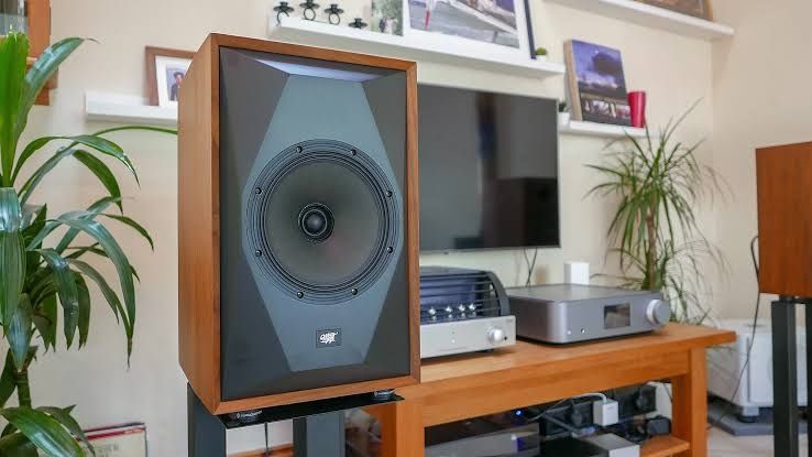 MoFi Sourcepoint 8 - коаксіальна HI-FI акустика