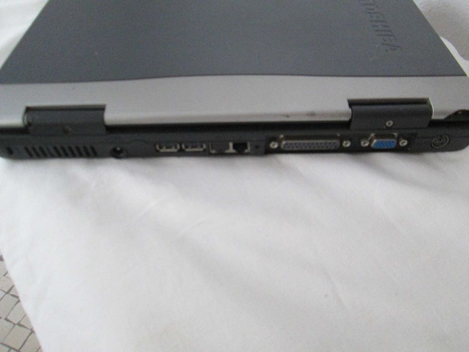 Computador Toshiba para peças
