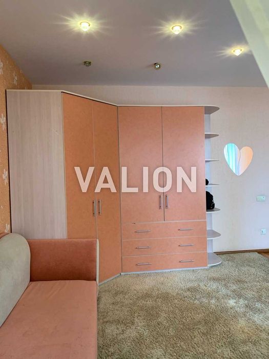 Продаж 5к.кв. Микільсько-Слобідська 4д  метро Лівобережна