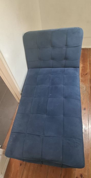 Sofá com opção de cama apenas hoje