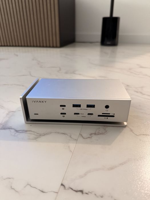 Ivanky FusionDock Max 1