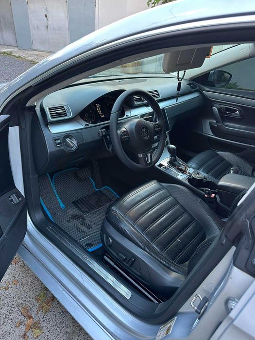 Продам свій Passat CC