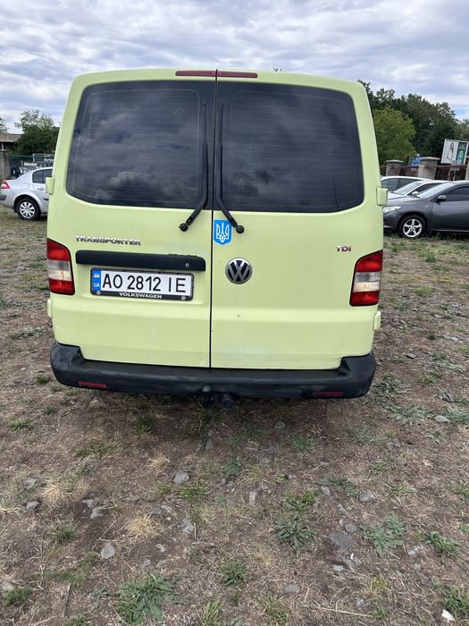 В продажі т5 - 2004 р, 2,5 дизель