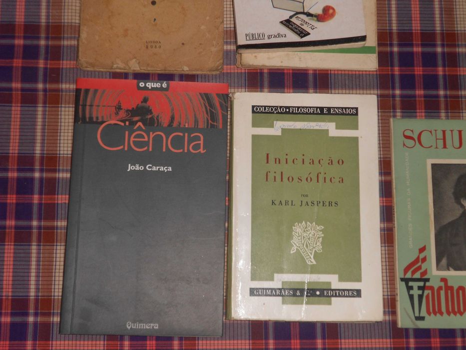 Livros diversos Caraça, Saraiva, Jaspers, Camões, etc