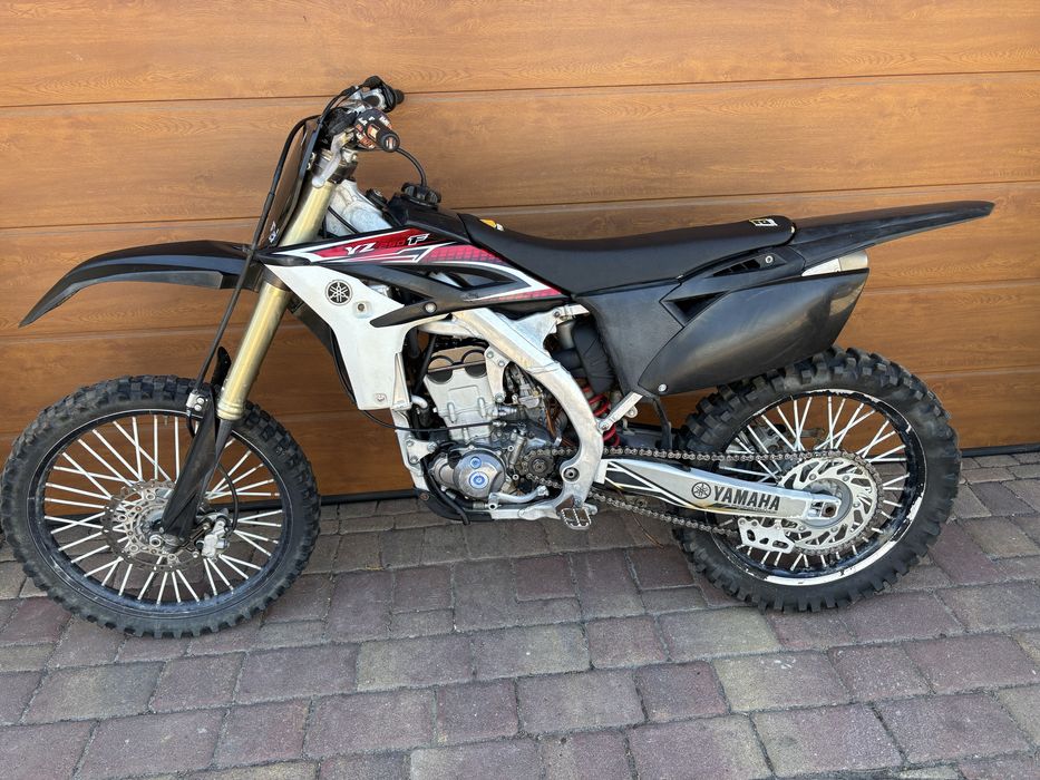 Yamaha yzf 250 2011 rok
