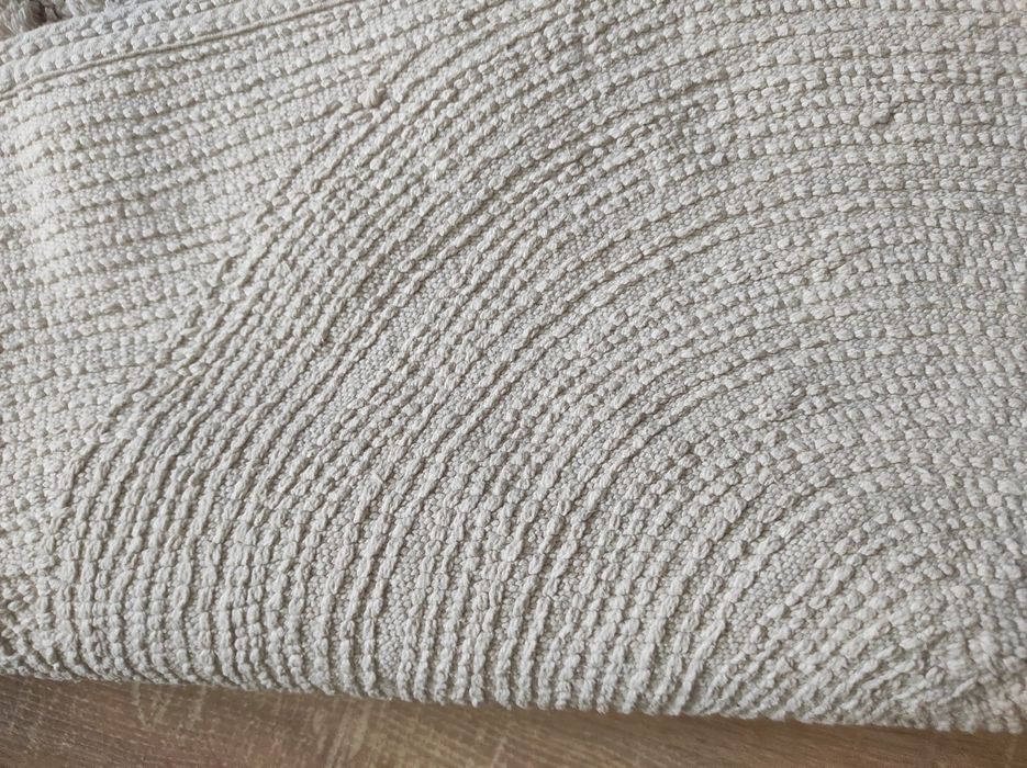 Килимки для ванної кімнати Юск.