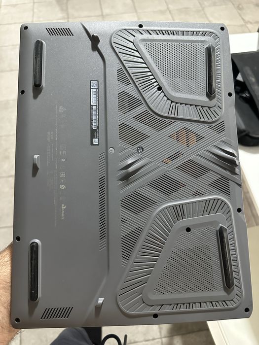msi sword 16 hx b14vfkg + PS5 controller