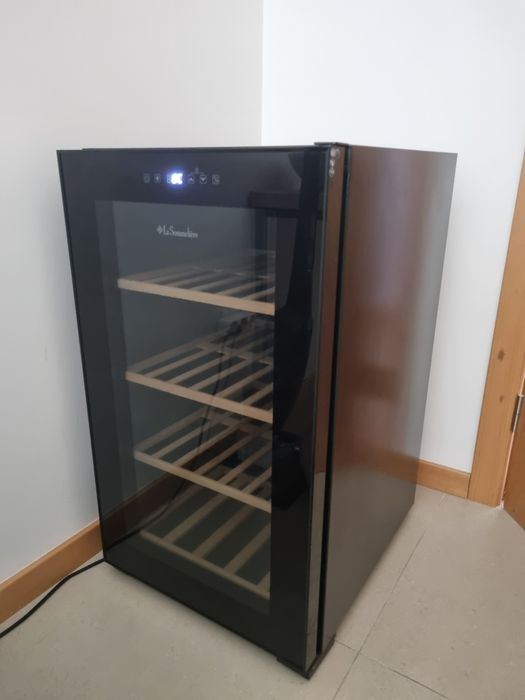 Arca para vinhos