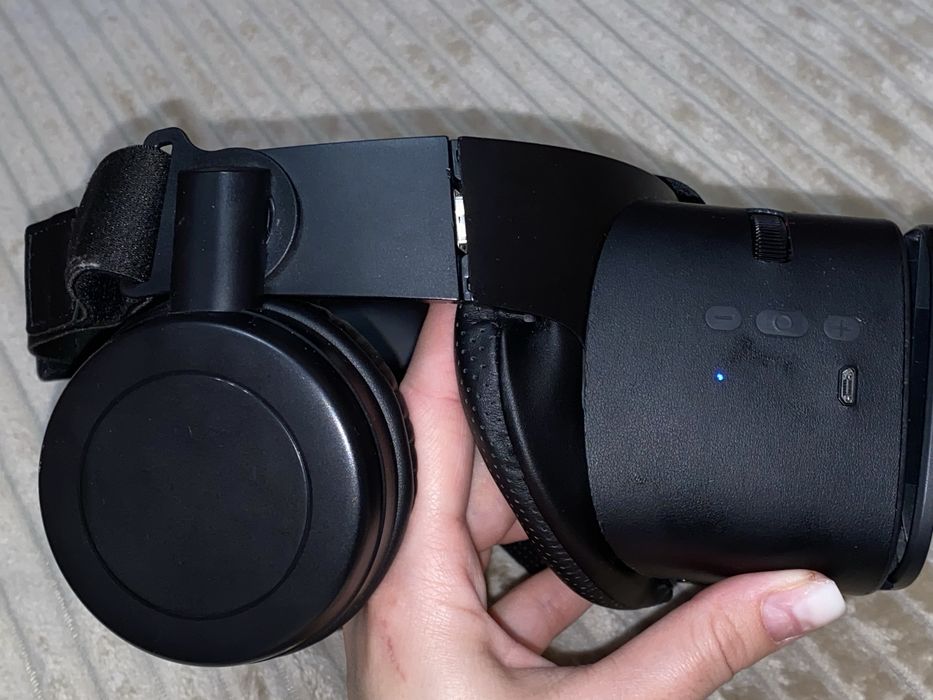 Продам VR окуляри