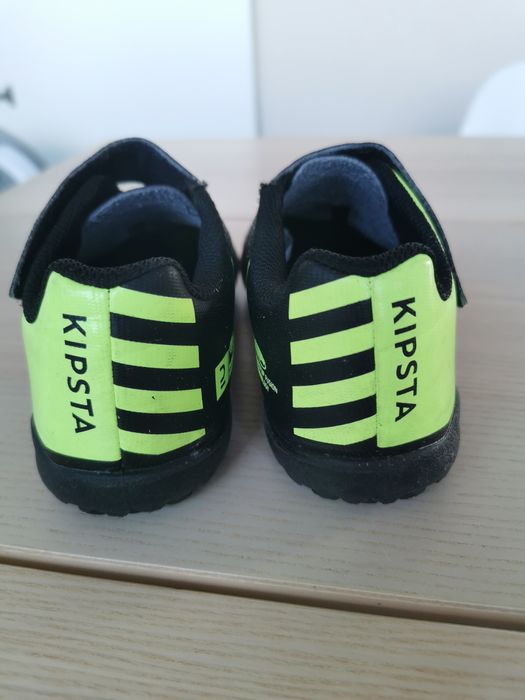 Buty piłkarskie Kipsta Decathlon turfy roz. 33
