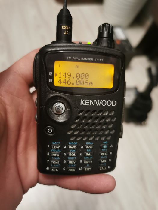 Telefon kenwood th-f7