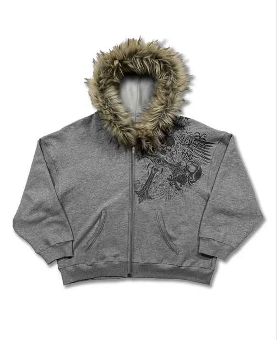 В наявности новий худи