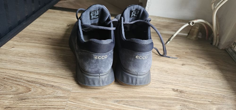 ECCO męskie granatowe skórzane buty rozmiar 42 wkładka 26,5cm
