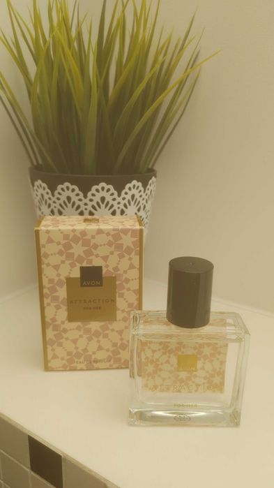 Woda perfumowana Attraction Avon 30ml Nowe