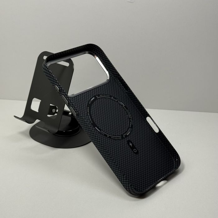 Чохол iphone 17 Pro Max carbone. Карбоновый Чехол айфон 17 про макс