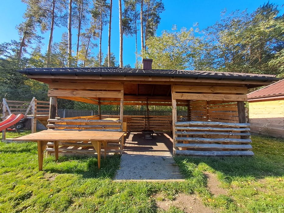 Całoroczna agroturystyka z prywatnymi jacuzzi, altanami i wifi