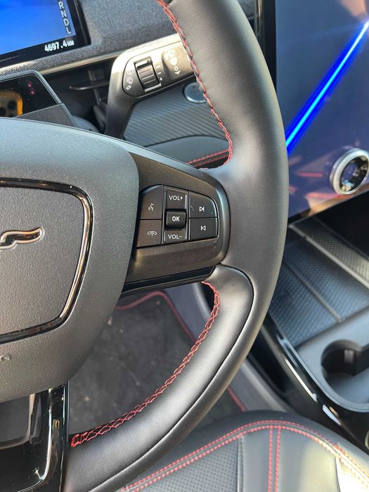 Електромобіль Mustang mach-e