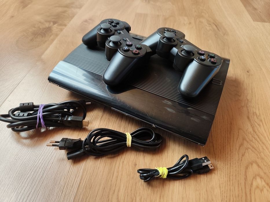 Sony PS3 500gb+40gier+2pady