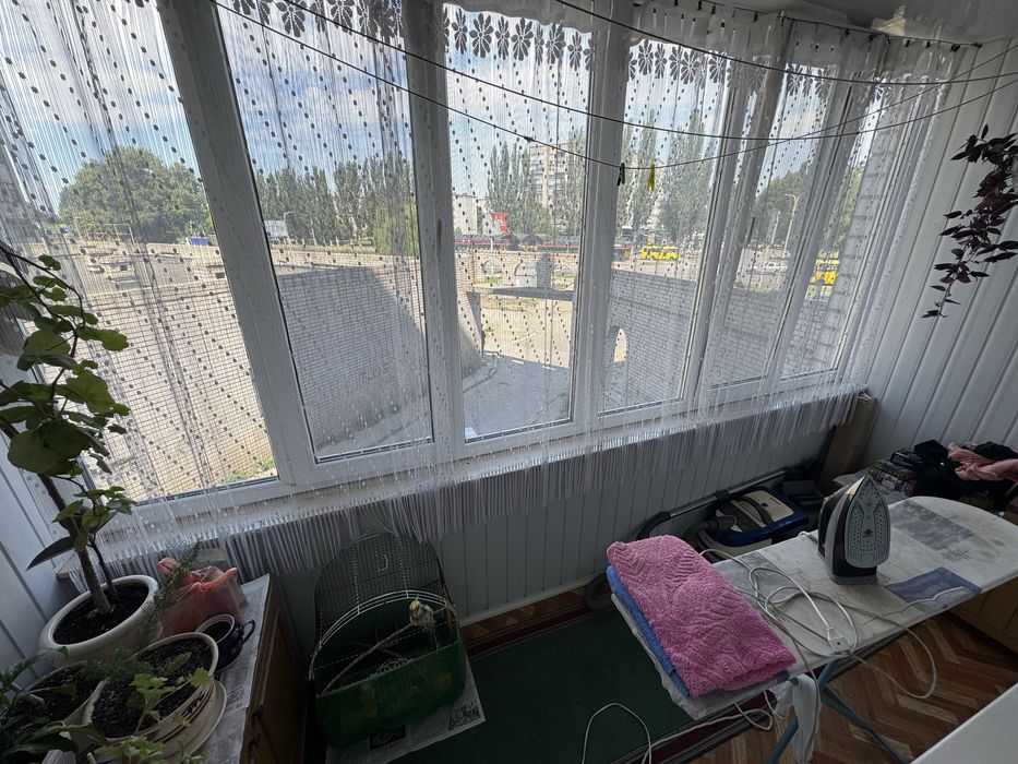 Трехкомнатная квартира на 40 лет в кирпичном доме. От хозяина