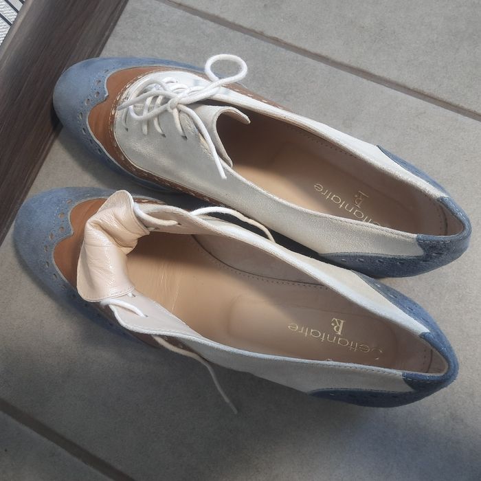 Лофери туфлі кросівки