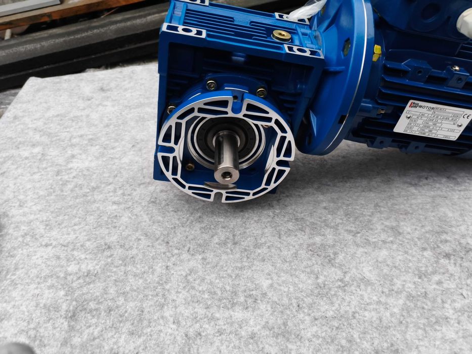 Silnik elektryczny 2,2Kw z przekładnią motoreduktor przekładnia